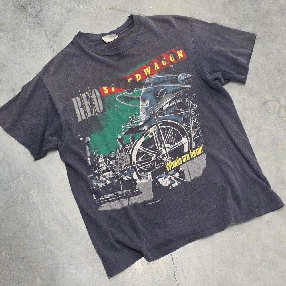 Vintage 80s Reo Speedwagon Wheel are turning 1984-1985 thrasher tee Size large